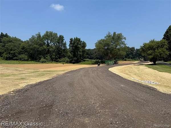 2.32 Acres of Residential Land with Home for Sale in Milford, Michigan