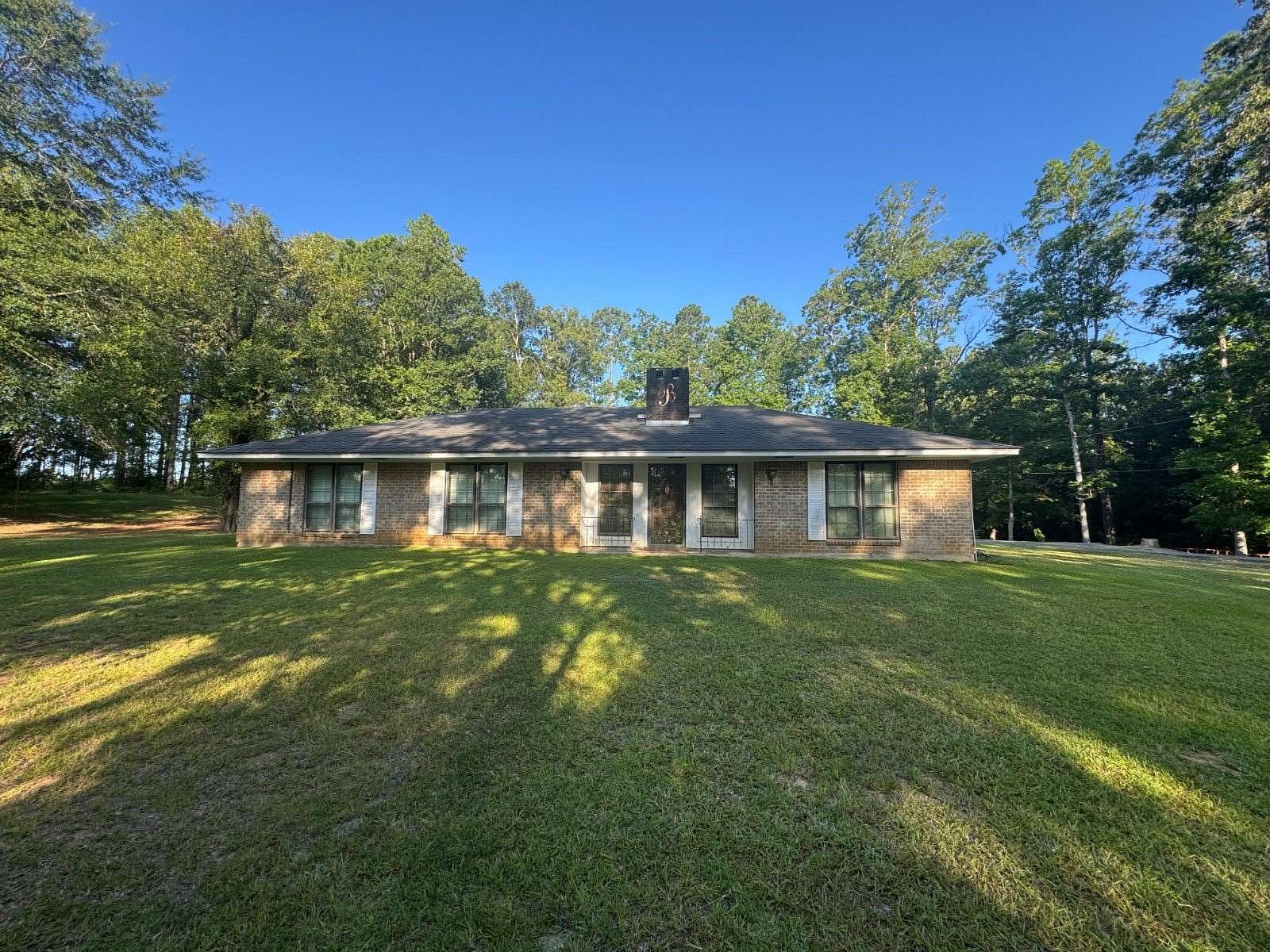 10 Acres of Recreational Land with Home for Sale in Kelly, Louisiana