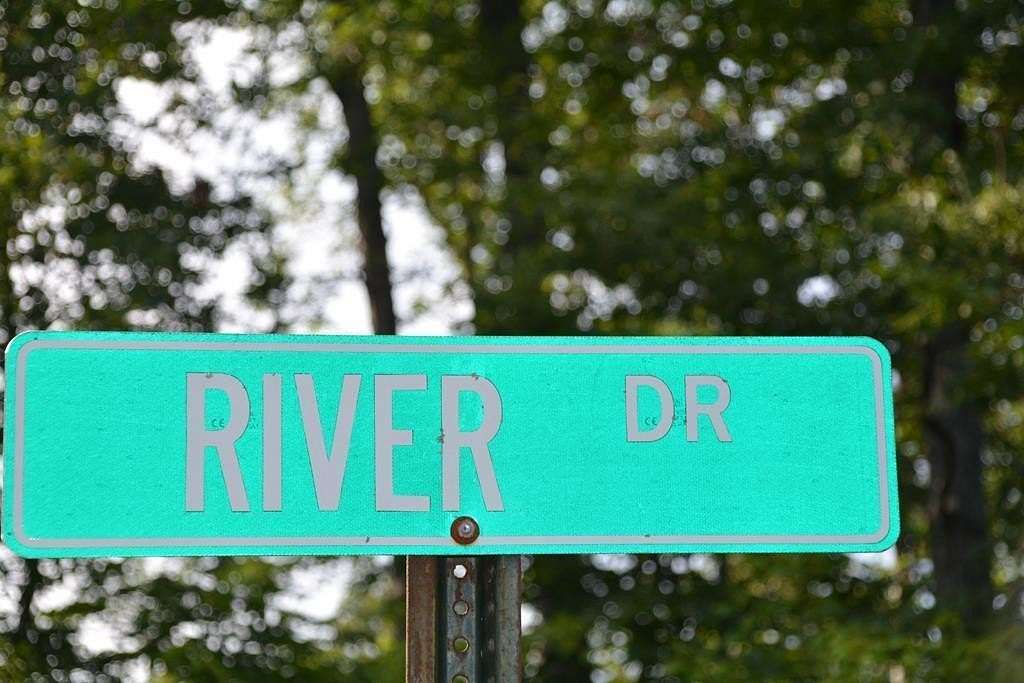 5 Acres of Land for Sale in Crawford, Tennessee