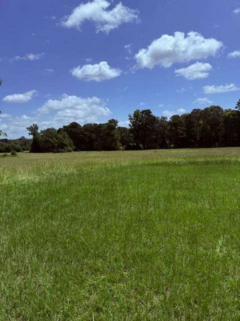 8.48 Acres of Land for Sale in Texarkana, Texas