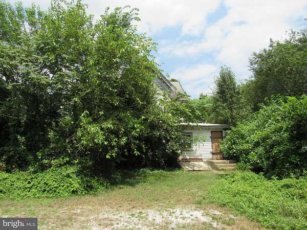 3.8 Acres of Residential Land with Home for Sale in Bridgeton, New Jersey