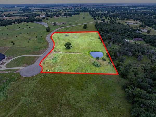 4.58 Acres of Residential Land for Sale in West Point, Texas