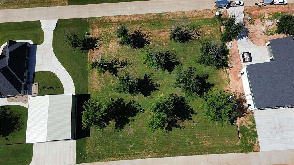 0.82 Acres of Residential Land for Sale in Granbury, Texas