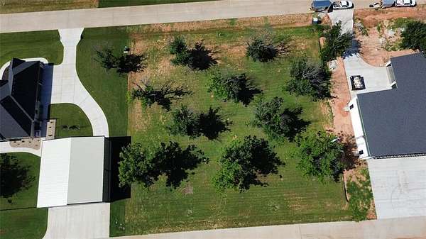 0.82 Acres of Residential Land for Sale in Granbury, Texas