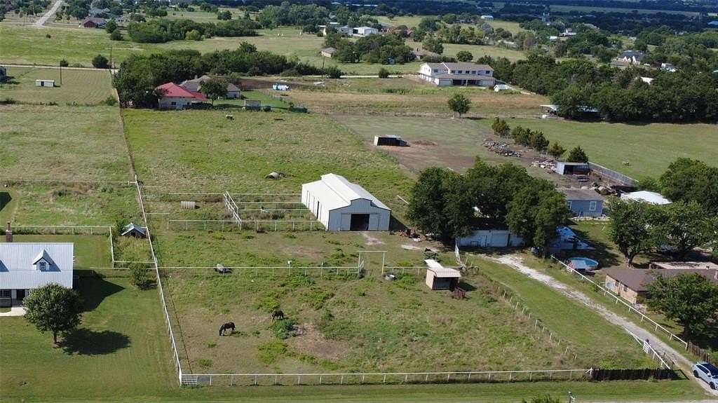 3 Acres of Land for Sale in Sanger, Texas