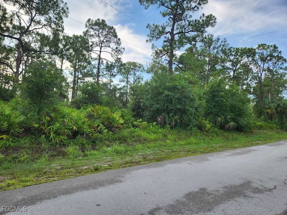 0.5 Acres of Residential Land for Sale in Lehigh Acres, Florida