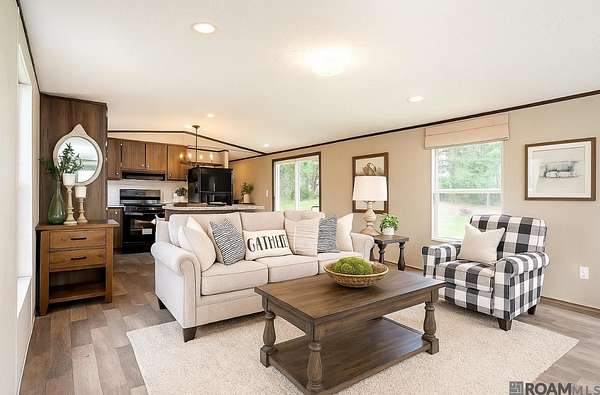 2 Acres of Residential Land with Home for Sale in Pine Grove, Louisiana