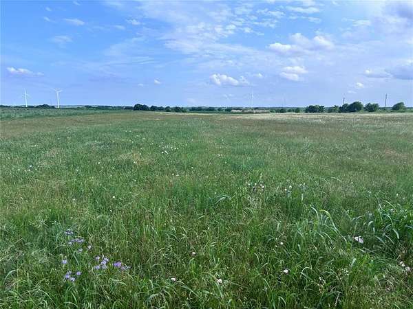 5.89 Acres of Land for Sale in Mount Calm, Texas