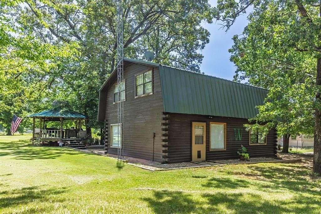 2 Acres of Residential Land with Home for Sale in Alba, Texas