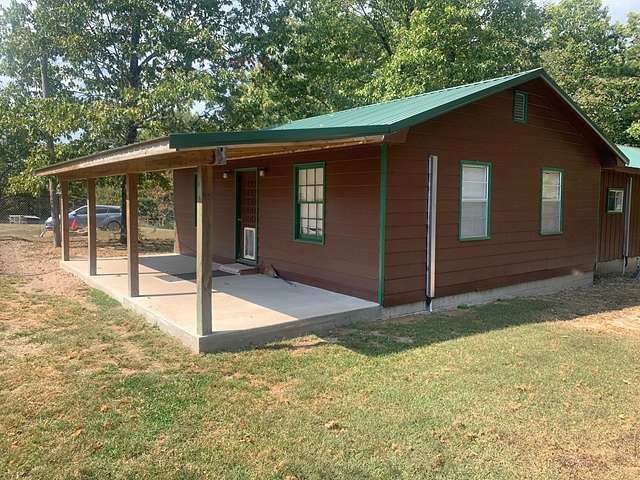 20 Acres of Land with Home for Sale in Yellville, Arkansas