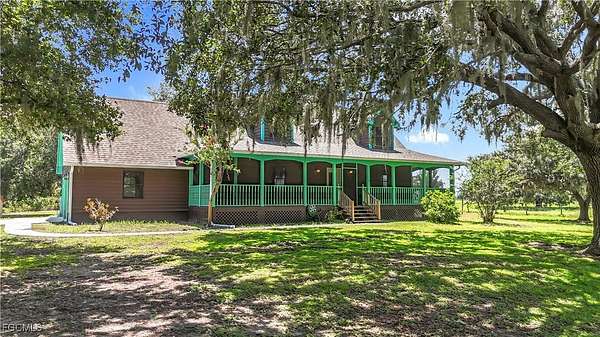 5 Acres of Land with Home for Sale in Sarasota, Florida