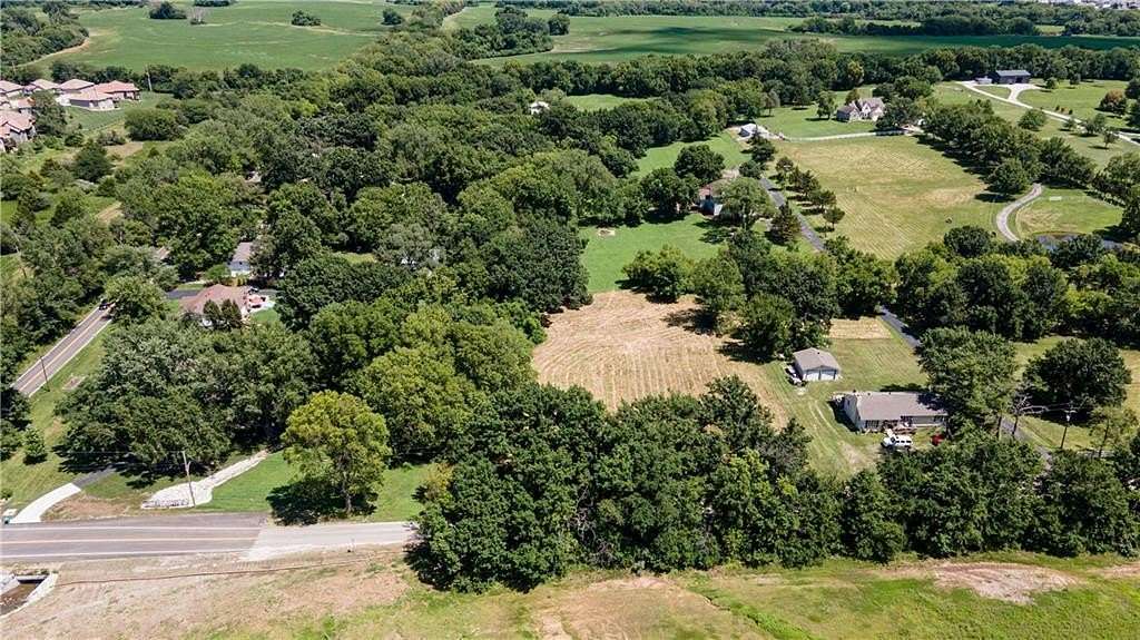 1.45 Acres of Residential Land for Sale in Lee's Summit, Missouri