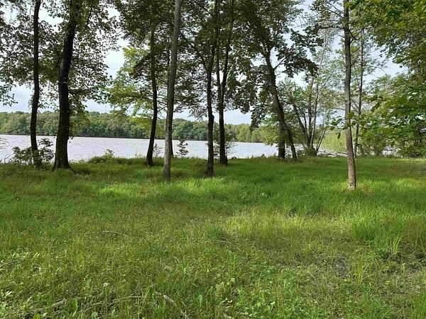 1 Acre of Residential Land for Sale in Benton, Kentucky