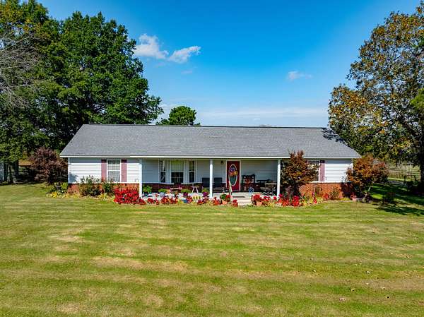 140 Acres of Recreational Land with Home for Sale in Bradford, Arkansas