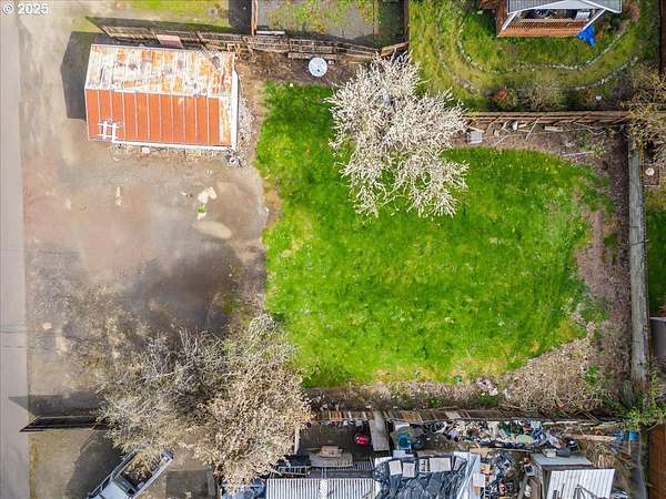 Residential Land for Sale in Lafayette, Oregon