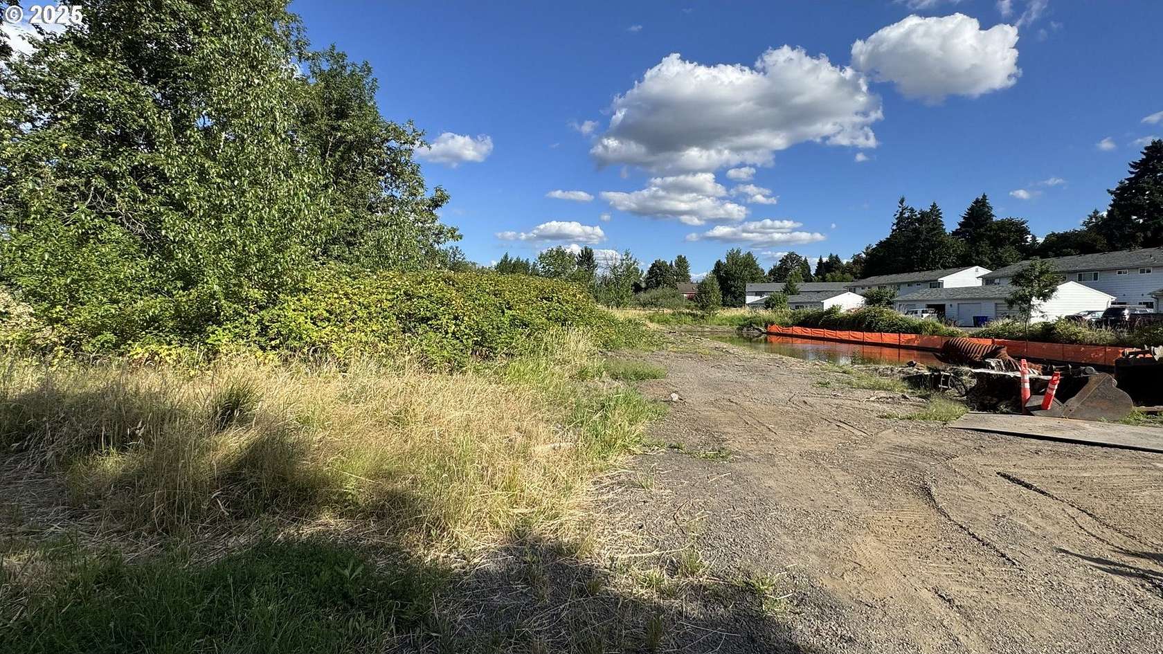 0.85 Acres of Residential Land for Sale in Milwaukie, Oregon