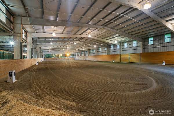 10.5 Acres of Land with Home for Sale in Washougal, Washington