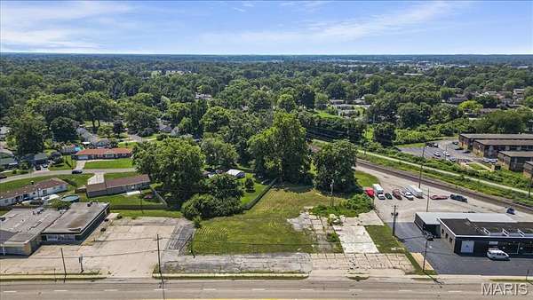 1.32 Acres of Commercial Land for Sale in Belleville, Illinois