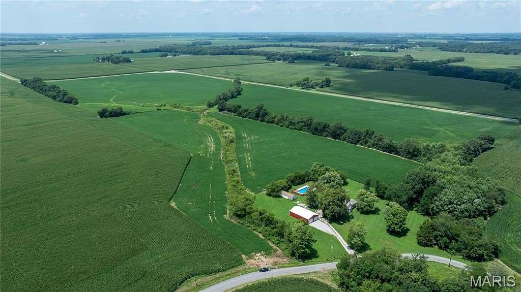 15.5 Acres of Land for Sale in Walshville, Illinois
