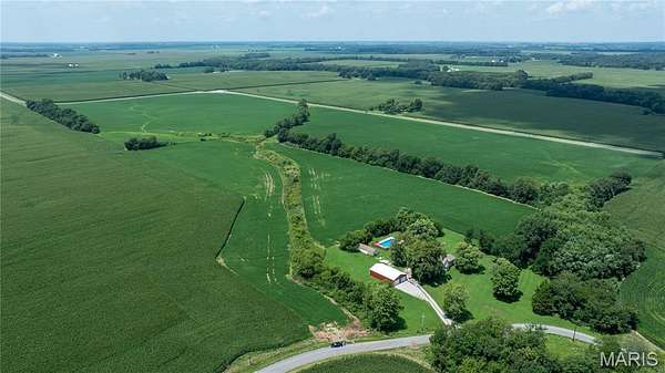 15.5 Acres of Land for Sale in Walshville, Illinois