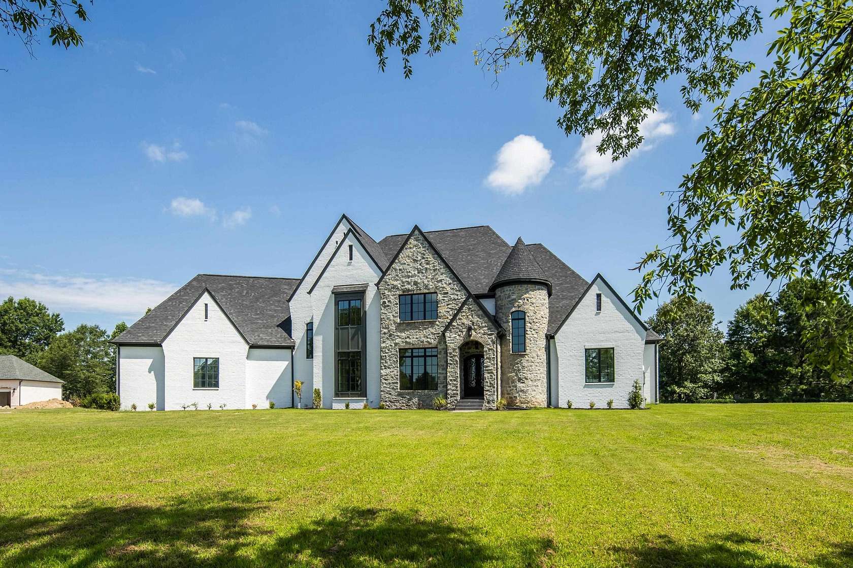 2.3 Acres of Residential Land with Home for Sale in Collierville, Tennessee