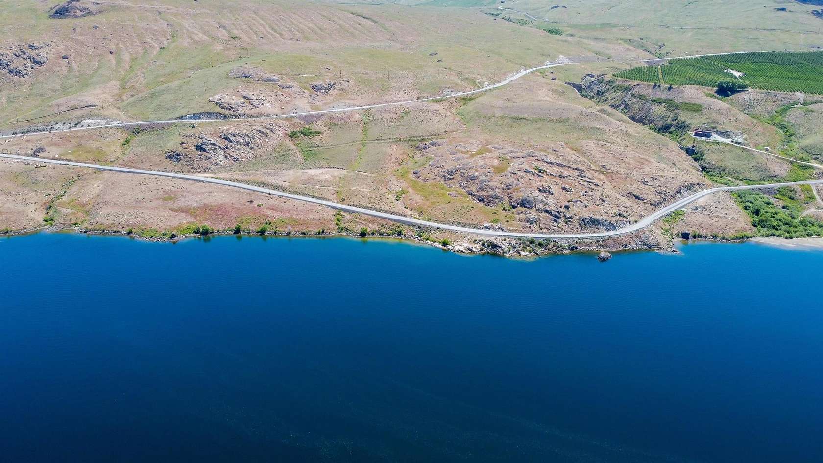 204 Acres of Land for Sale in Bridgeport, Washington