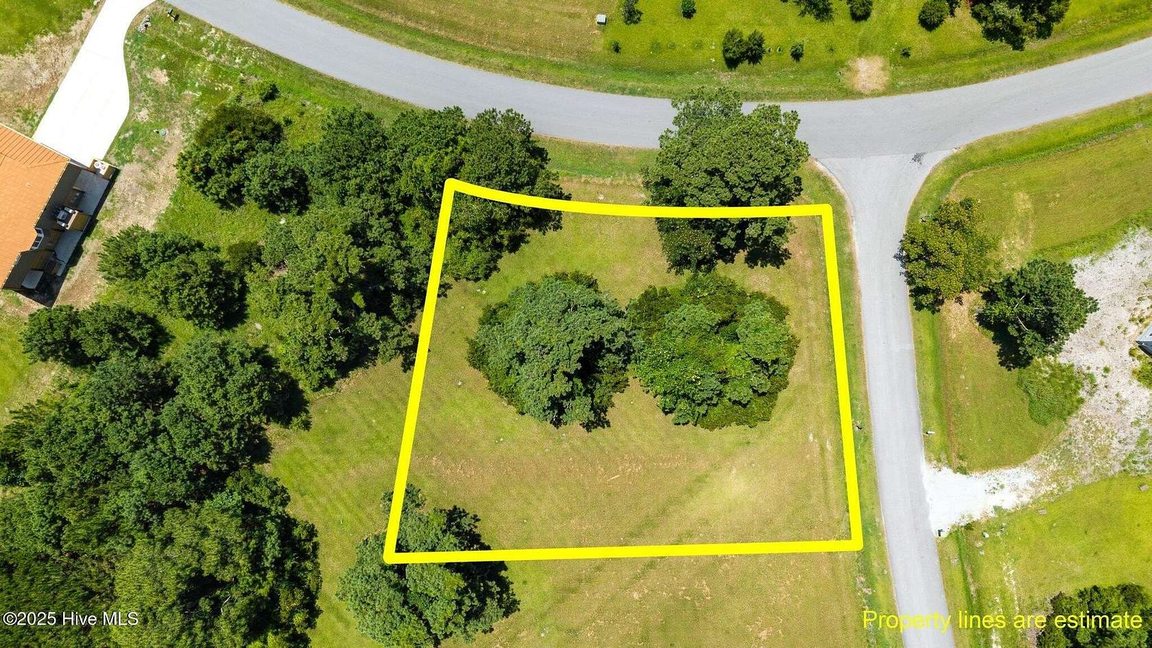 0.41 Acres of Residential Land for Sale in Oriental, North Carolina