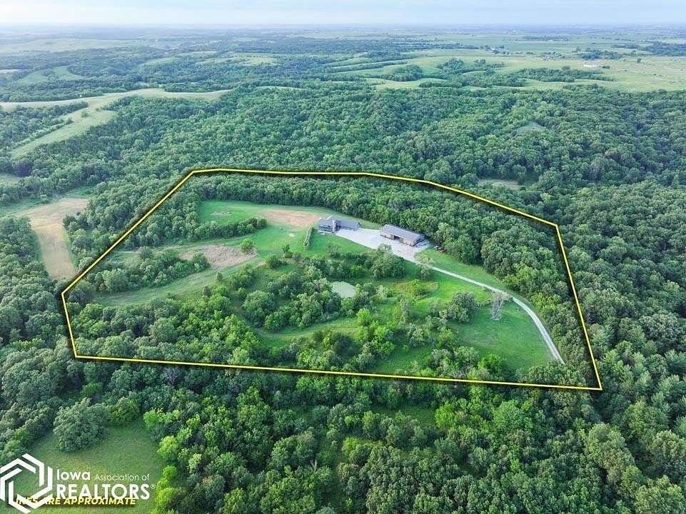 18 Acres of Land with Home for Sale in Chariton, Iowa