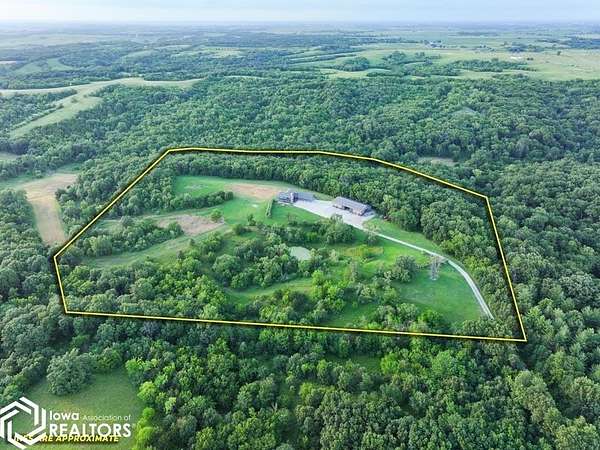 18 Acres of Land with Home for Sale in Chariton, Iowa