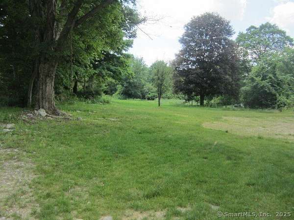 1.5 Acres of Residential Land for Sale in Chaplin, Connecticut