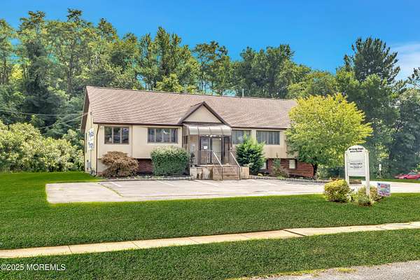 1.52 Acres of Commercial Land for Sale in Manalapan, New Jersey