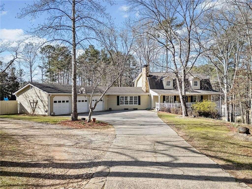 2.3 Acres of Residential Land with Home for Sale in Canton, Georgia