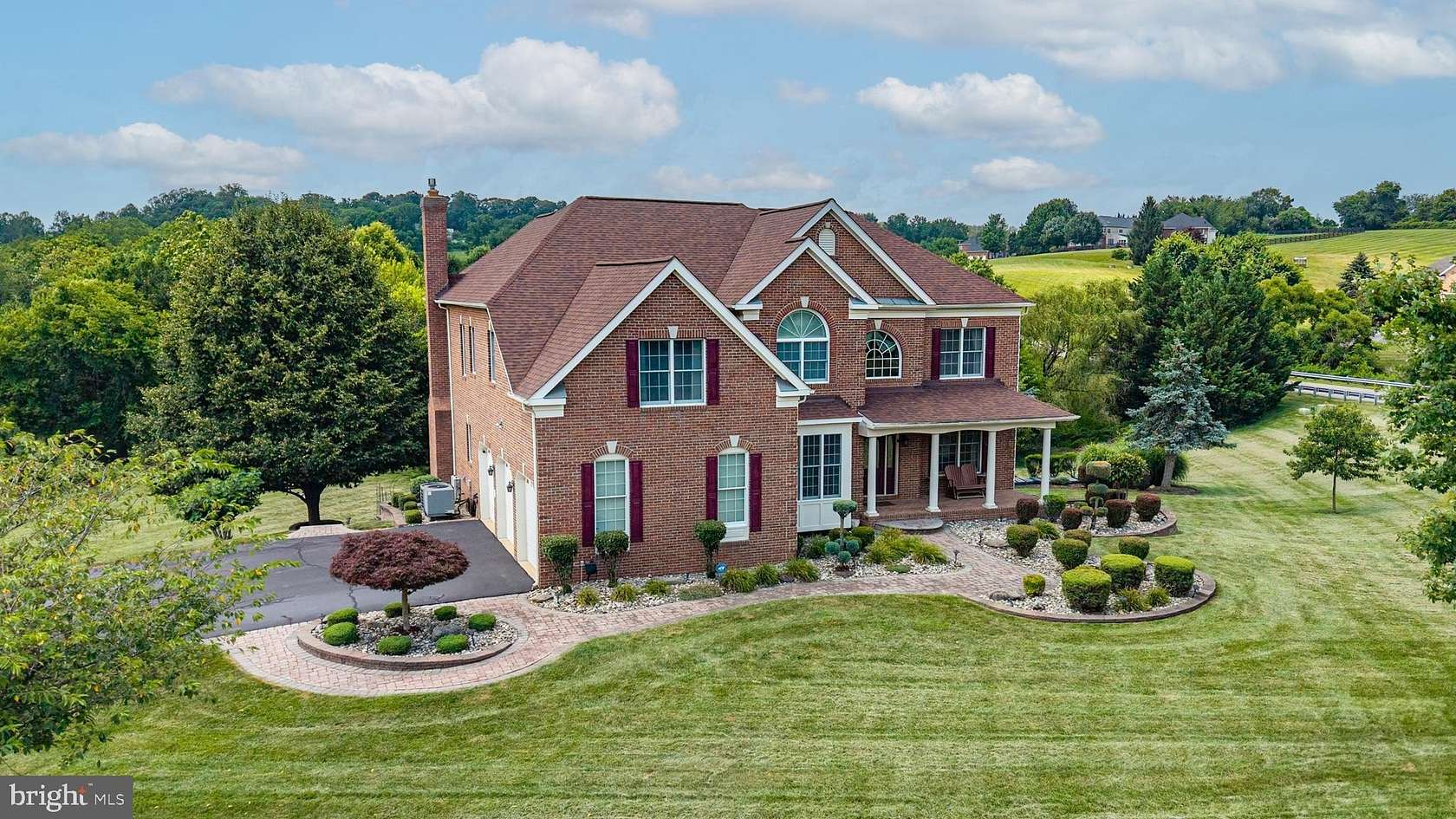 4 Acres of Residential Land with Home for Sale in Leesburg, Virginia