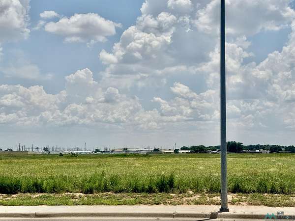 2.17 Acres of Commercial Land for Sale in Clovis, New Mexico