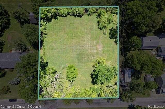 0.6 Acres of Residential Land for Sale in South Rockwood, Michigan