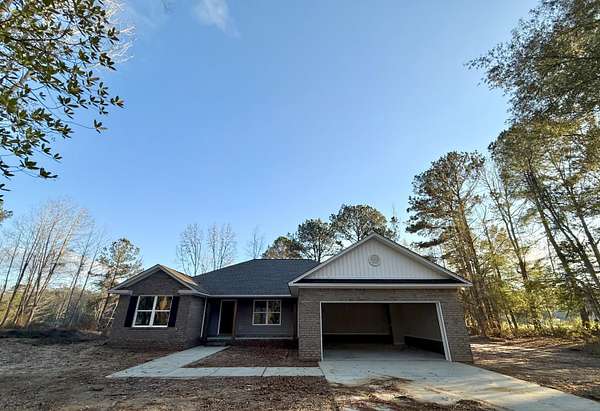 5.47 Acres of Residential Land with Home for Sale in Sumter, South Carolina