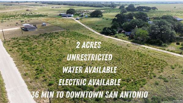 2 Acres of Residential Land for Sale in Devine, Texas