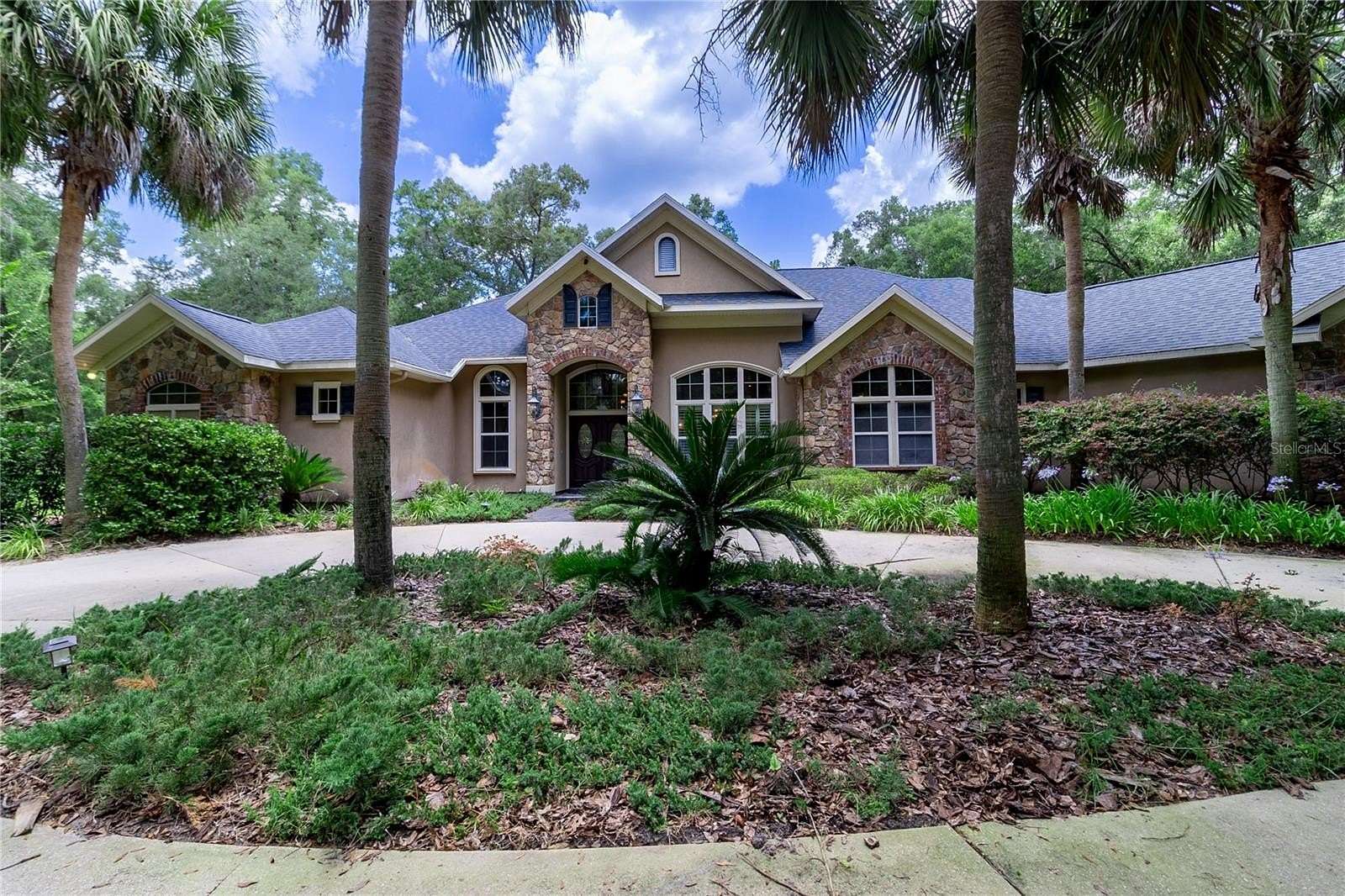 2.43 Acres of Residential Land with Home for Lease in Gainesville, Florida