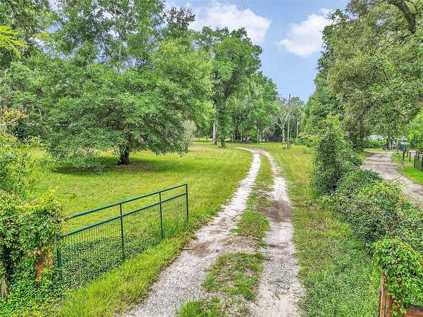 3 Acres of Residential Land with Home for Sale in Ocala, Florida