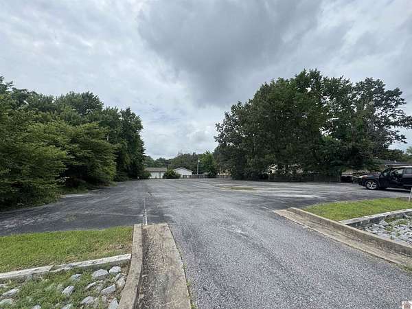 0.41 Acres of Residential Land for Sale in Paducah, Kentucky