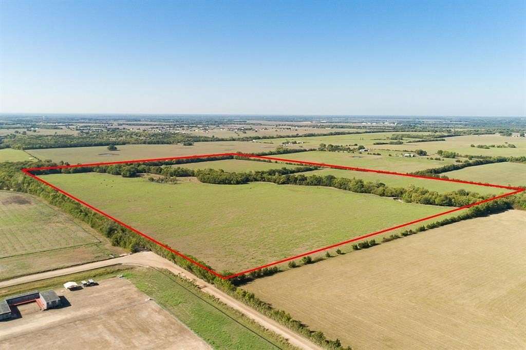 81.2 Acres of Recreational Land & Farm for Sale in Paris, Texas