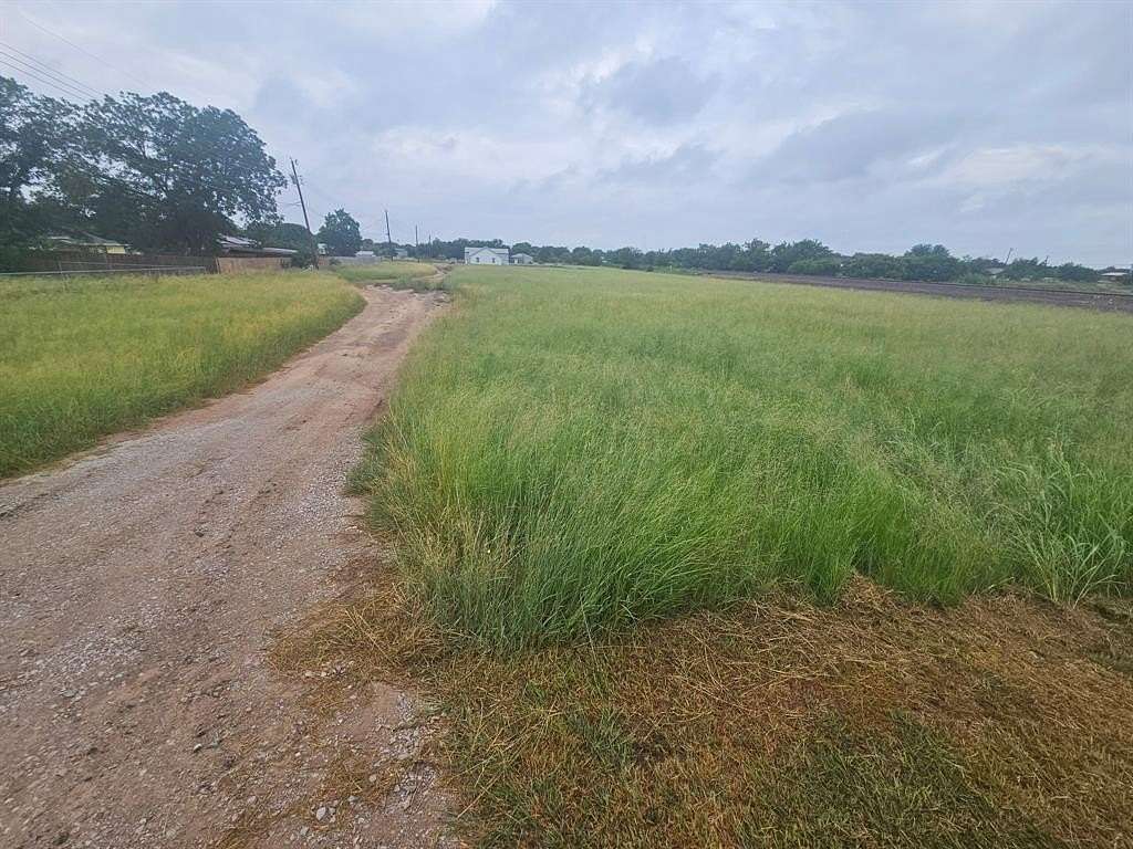 1.16 Acres of Mixed-Use Land for Sale in Bangs, Texas