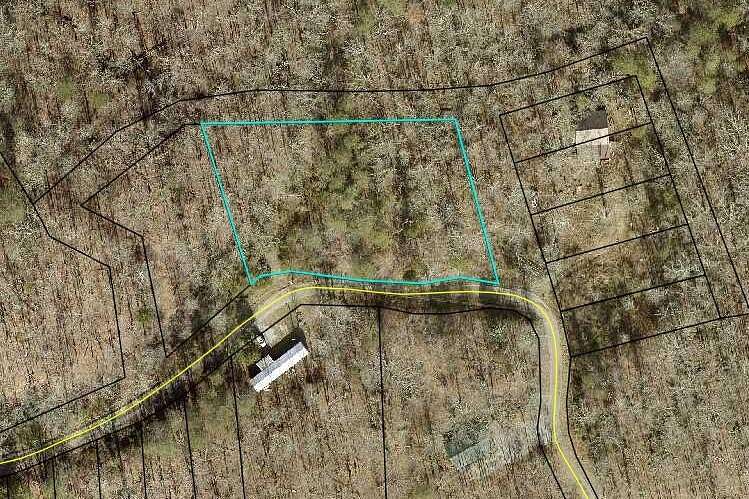 0.98 Acres of Residential Land for Sale in Burnside, Kentucky