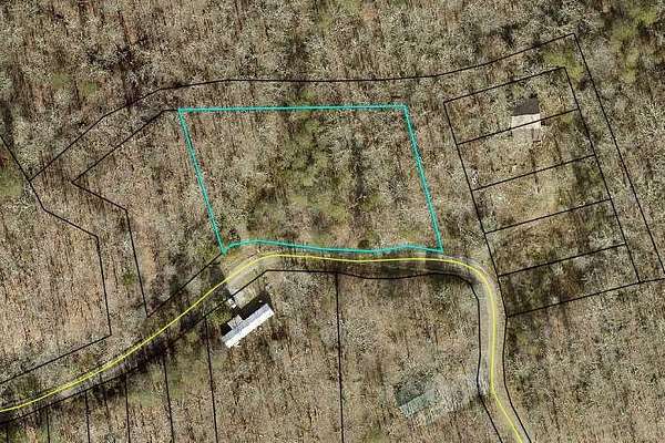 0.98 Acres of Residential Land for Sale in Burnside, Kentucky