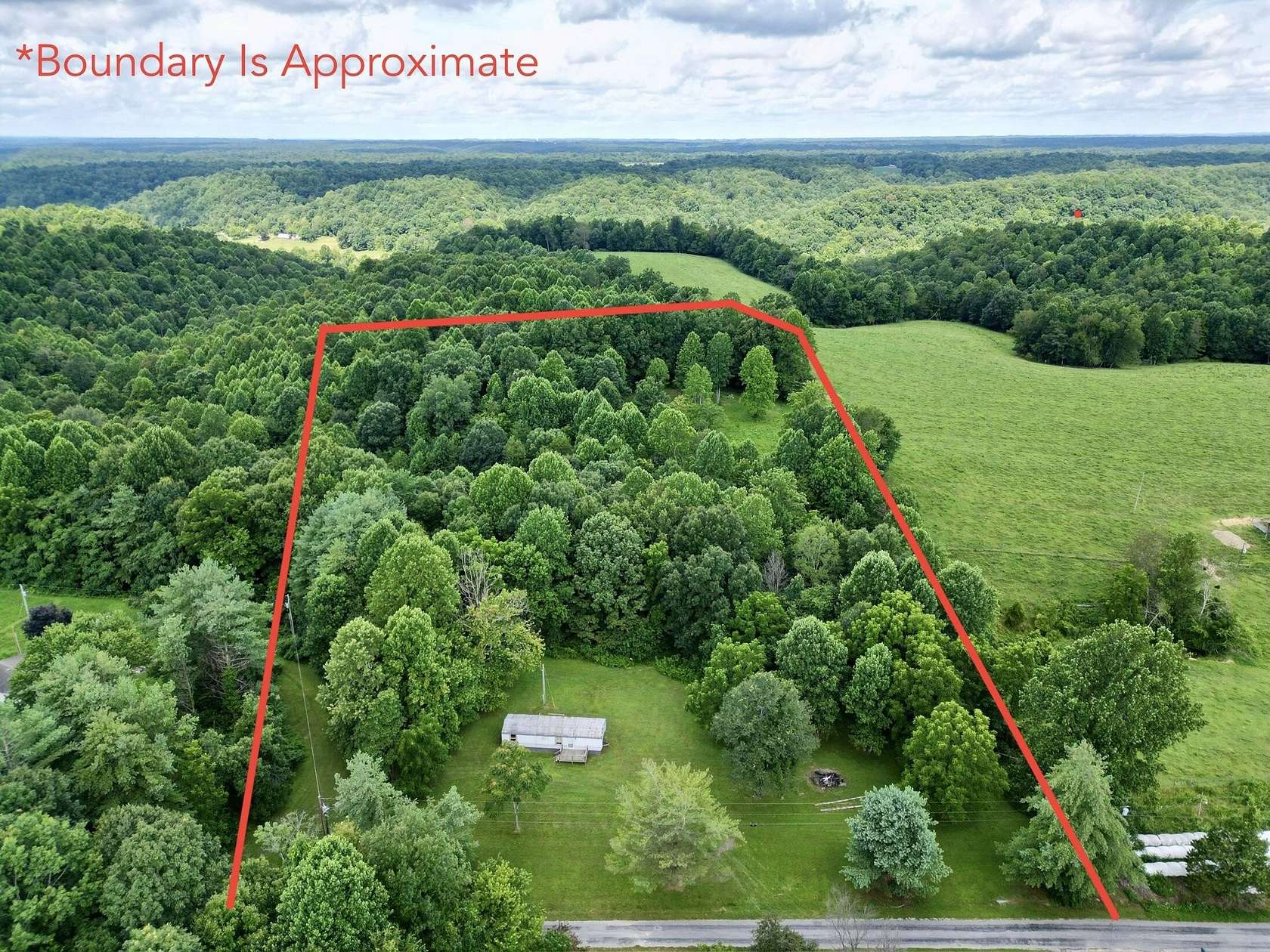 6.4 Acres of Residential Land with Home for Sale in Dunnville, Kentucky