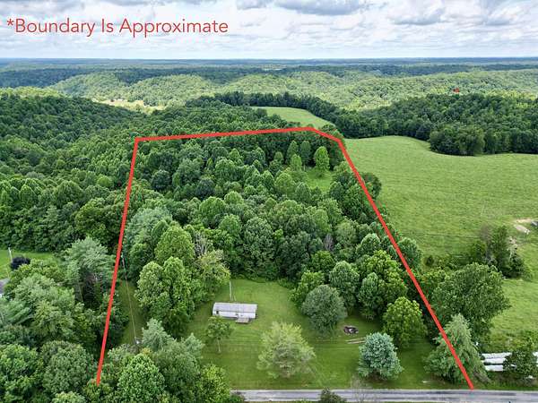 6.4 Acres of Residential Land with Home for Sale in Dunnville, Kentucky