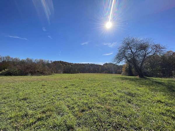 19.3 Acres of Land for Sale in London, Kentucky