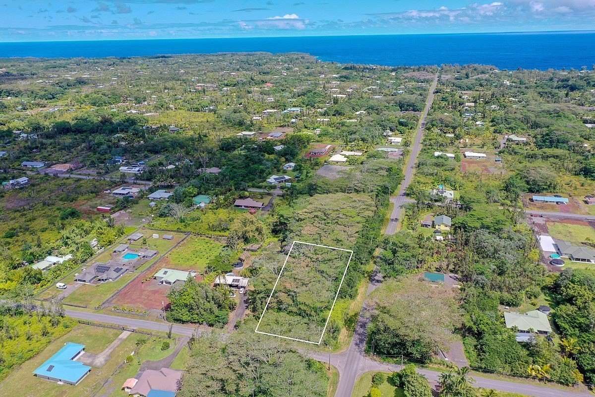 1 Acre of Land for Sale in Keaau, Hawaii