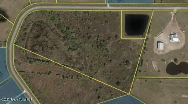 15.4 Acres of Land for Sale in Okeechobee, Florida
