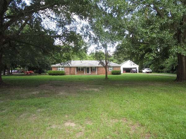 4 Acres of Residential Land with Home for Sale in Millington, Tennessee